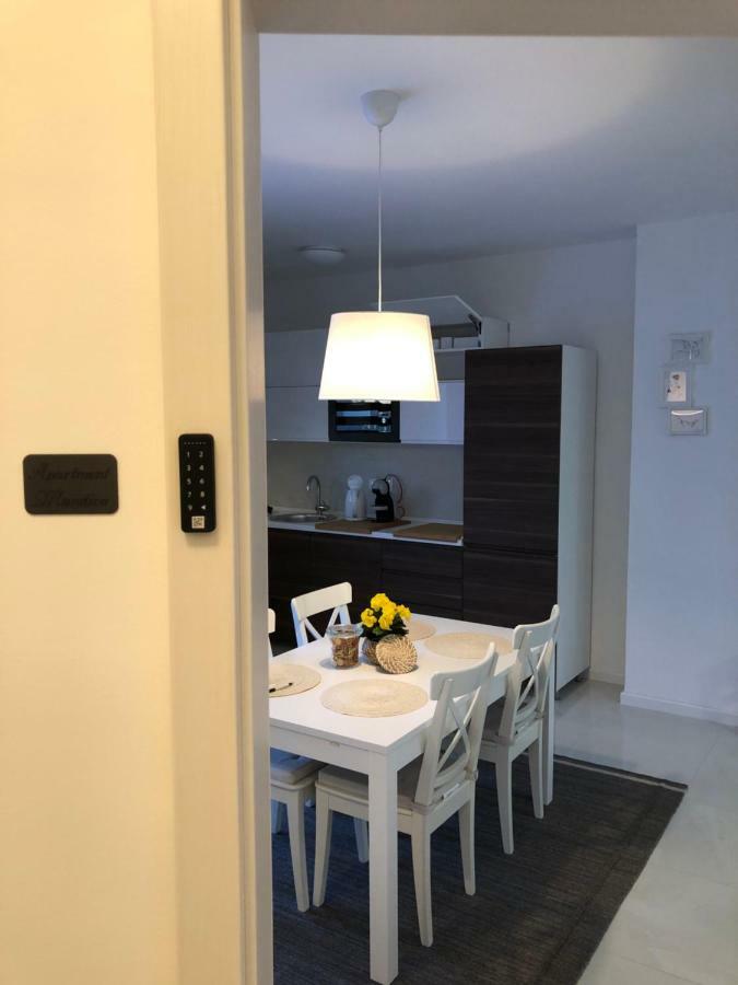 Apartment Mandica Split Extérieur photo